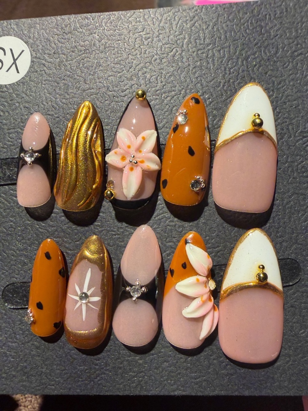 Luxury Press-On Nail Set in Pink, Orange & Gold with Floral Accents